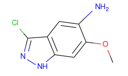 3-CHLORO-6-METHOXY-1H-INDAZOL-5-AMINE